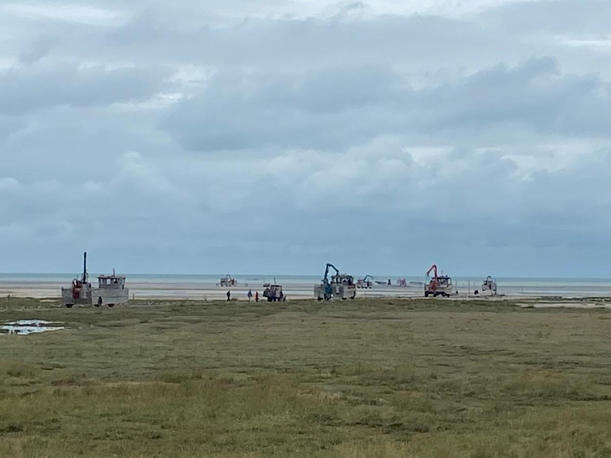 Gites Des Sablons Cherrueix Exteriör bild